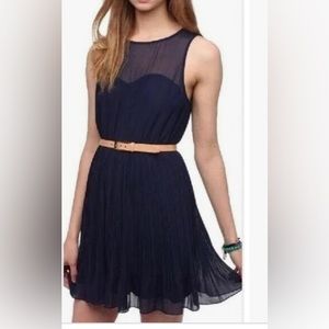 Pins & Needles (from Anthropologie) pleated navy dress size Large